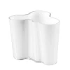 Vases<Iittala Vase Alvar Aalto blanc opale, 95 mm